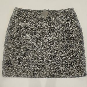 Tahari Buckley Black & White Mini Skirt (NWT) Size 8
